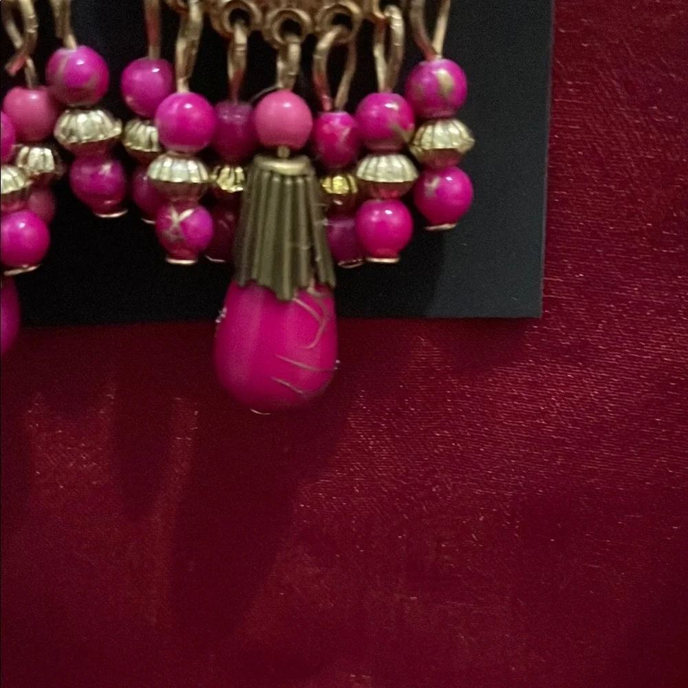 Fashion Jewelry Pink and Gold Chandelier Earrings - Picture 3 of 7